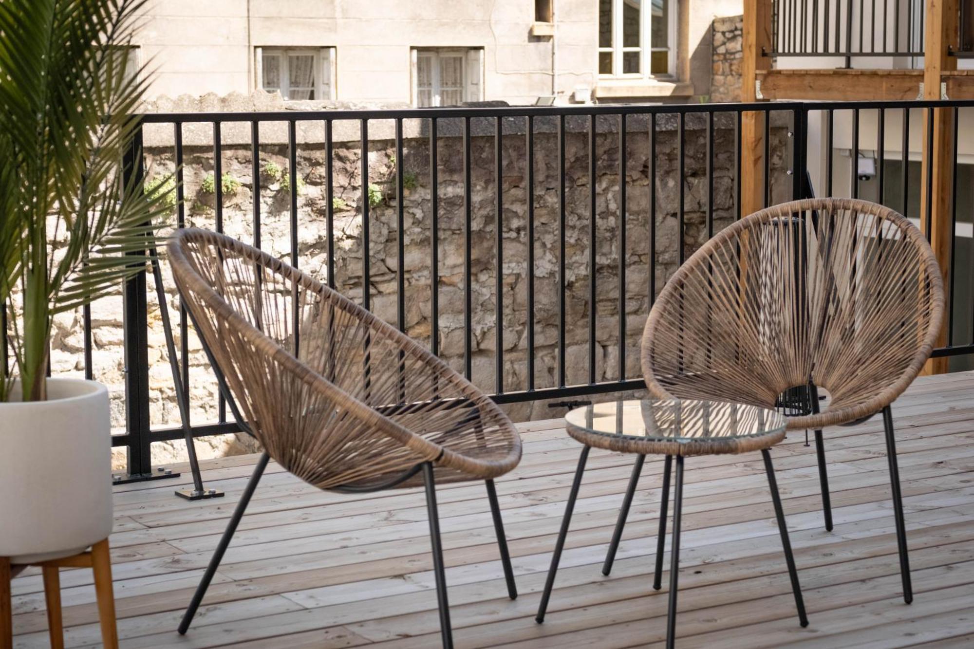 Апартаменты Bibemus Casa Maja - Baignoire Balneo - Parking - Terrasse Сент-Этьен Экстерьер фото