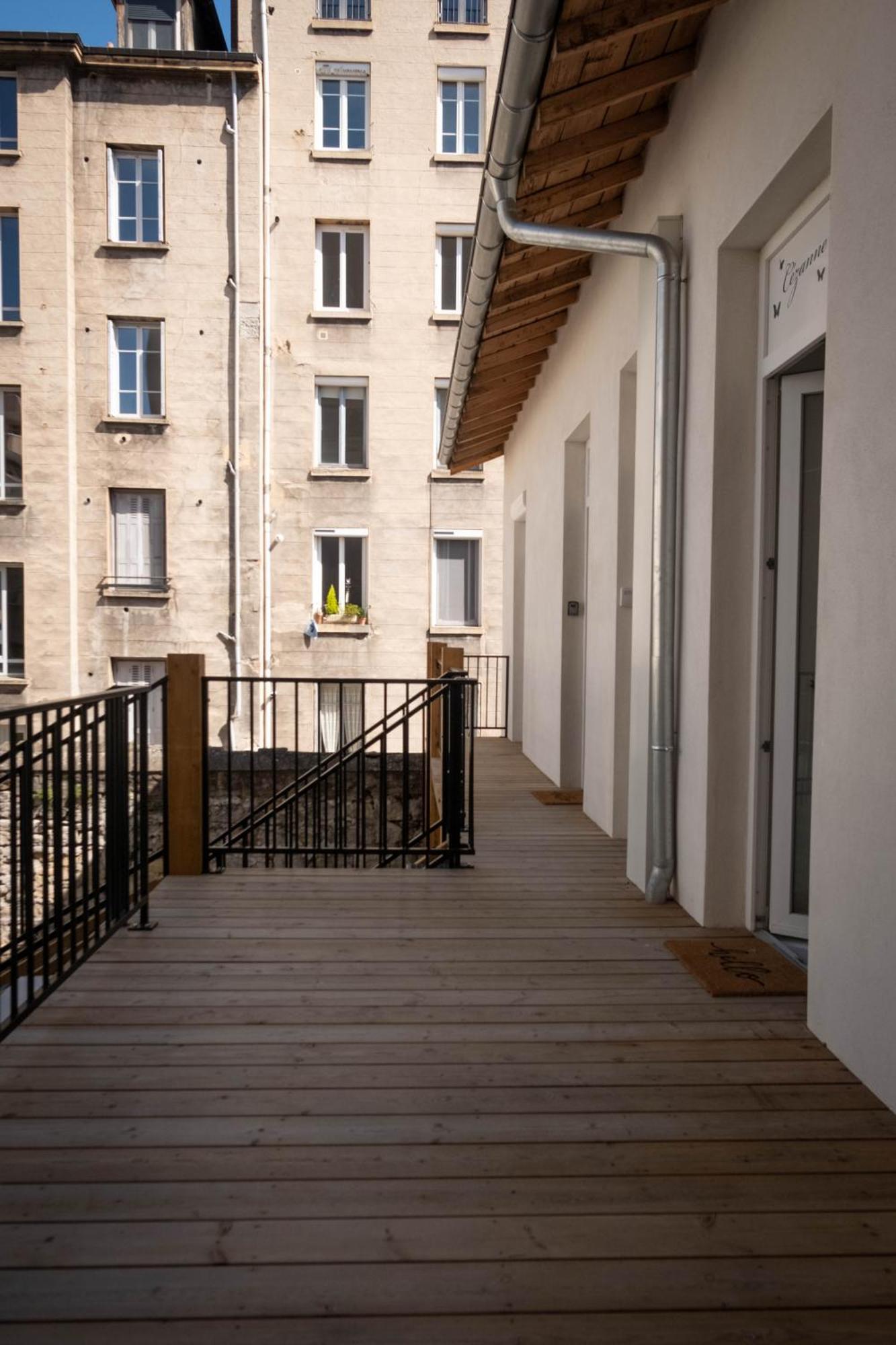 Апартаменты Bibemus Casa Maja - Baignoire Balneo - Parking - Terrasse Сент-Этьен Экстерьер фото